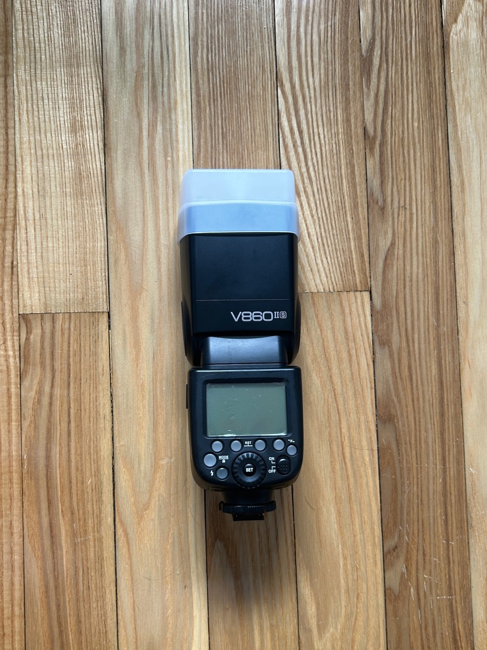 Sony V860II TTL Shoe Mount Flash - Black with White Diffuser